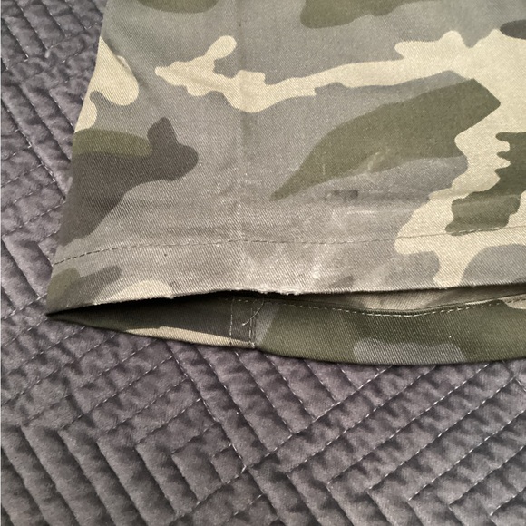 Jeanetix mens camouflage cargo pants, size W44/L33 inches - Picture 8 of 11